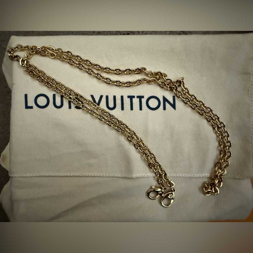 Louis Vuitton Checkered Wallet - Picture 6 of 8